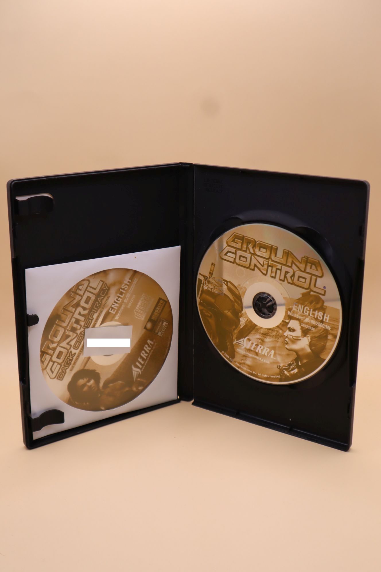 Ground Control + Dark Conspiracy egyben - Image 3