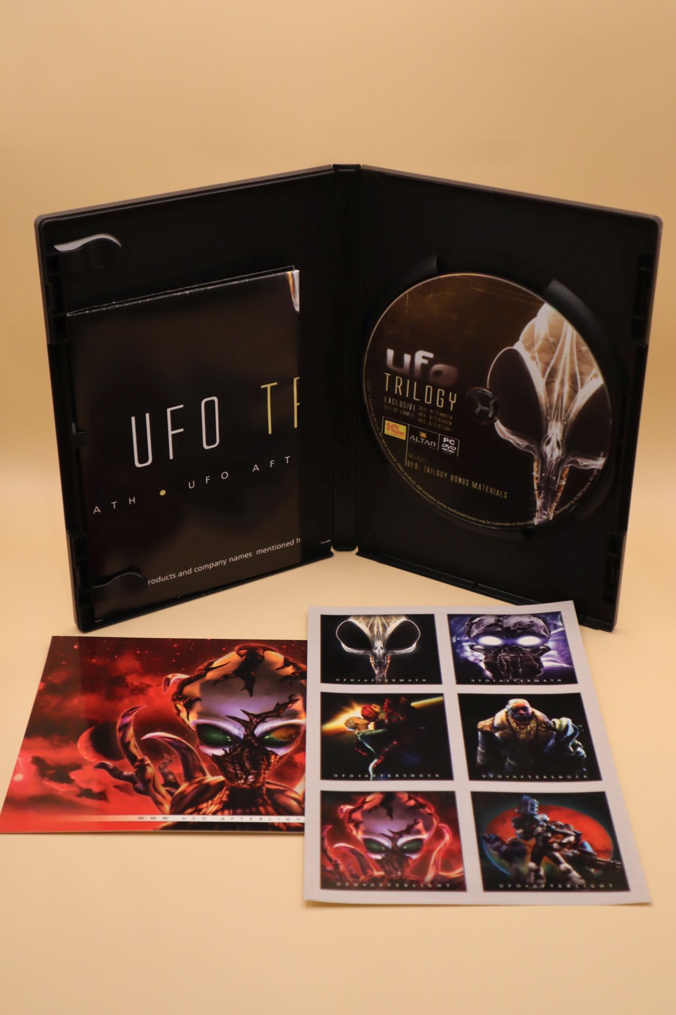 UFO Trilogy (Aftermath, Aftershock, Afterlight egyben) - Image 4